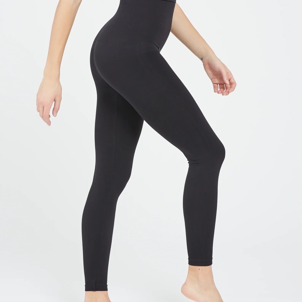 Spanx Look at Me Now High-Waisted Seamless Black Leggings Size Large - Picture 3 of 10